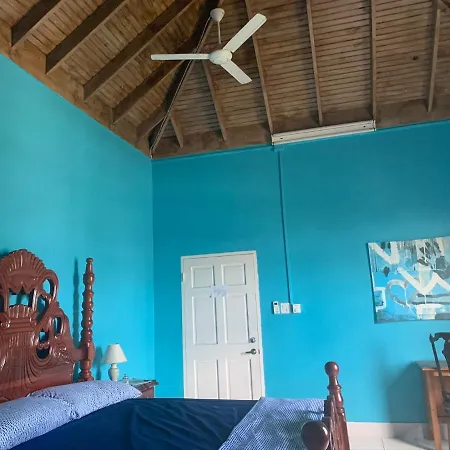 Mango Walk Guesthouse